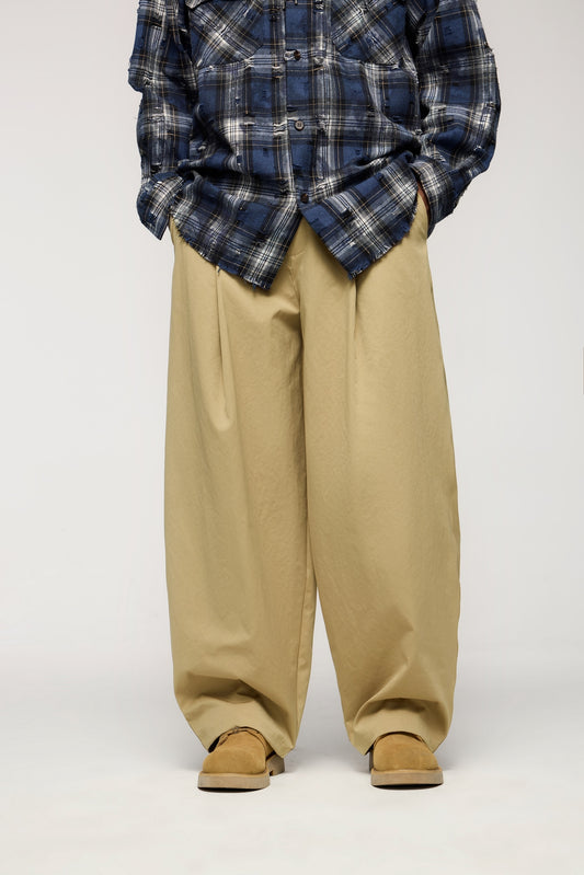 Curved Blade Stretch Pleated Cargo Pants