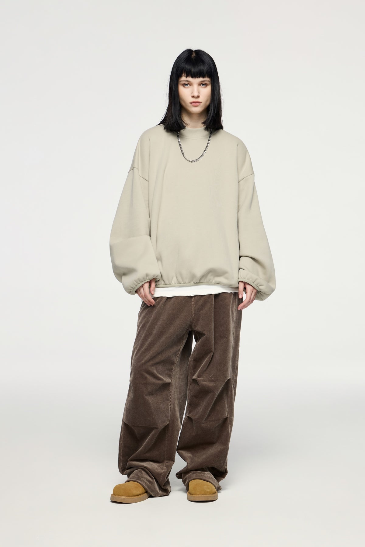 OLA FAN Fleece-Lined Oversized Crewneck Sweatshirt