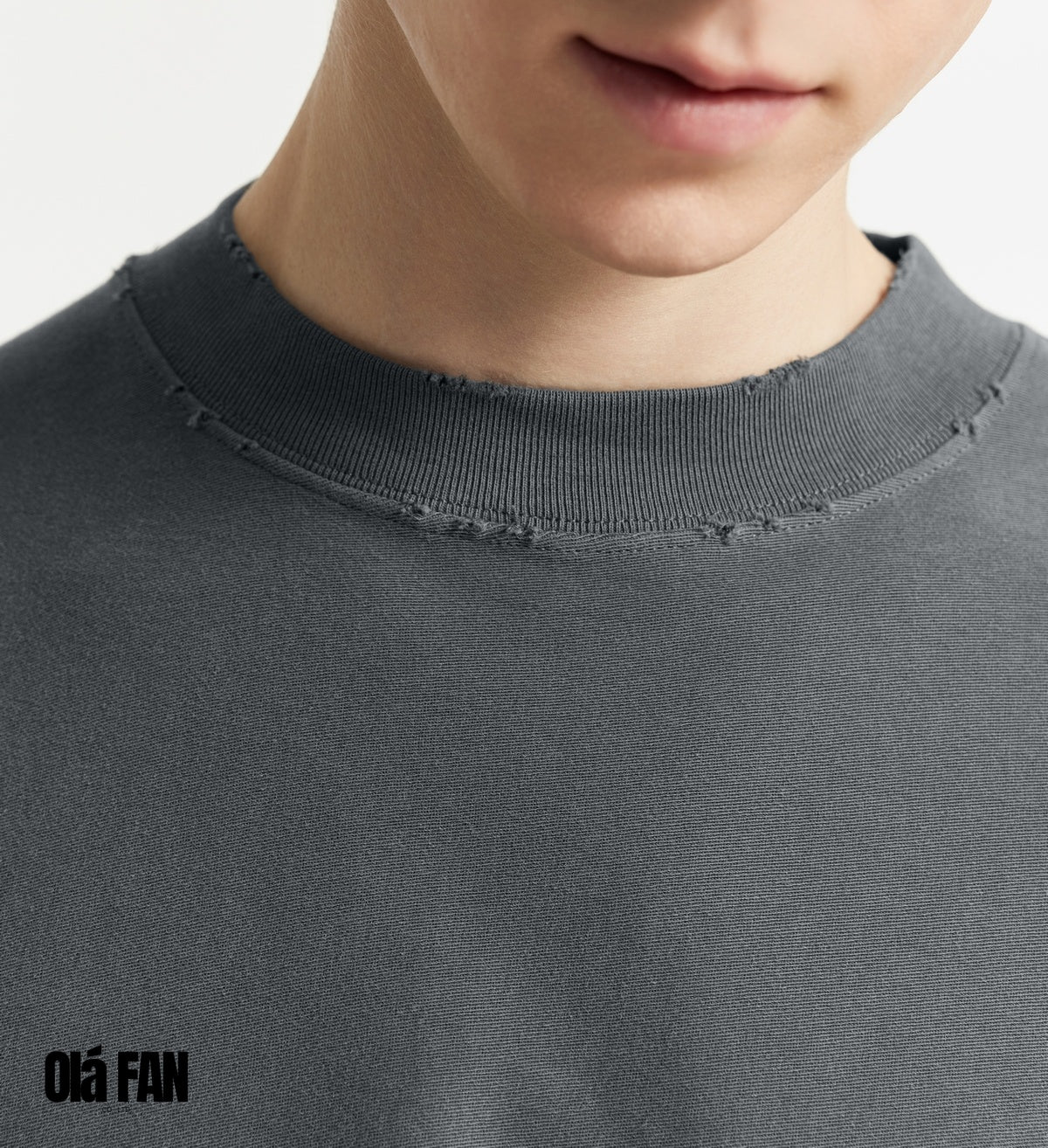 OLA FAN Versatile Twill Collar Cut-finished T Shirt