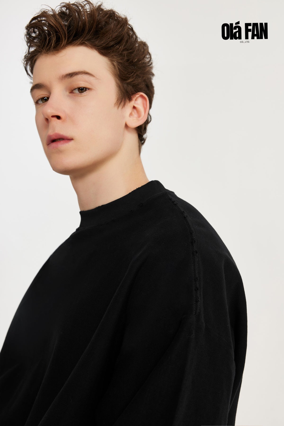 OLA FAN Versatile Twill Collar Cut-finished T Shirt