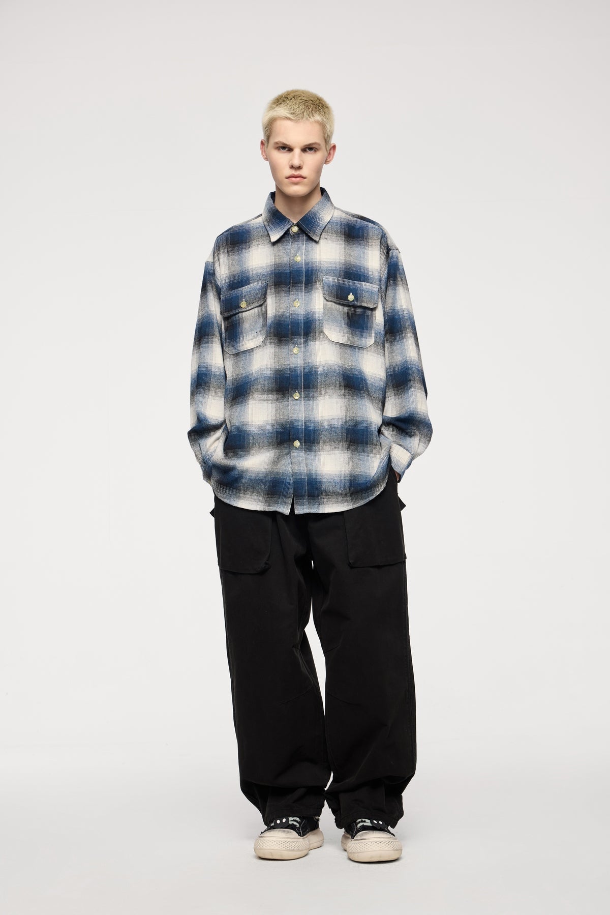 Asute Dyed Thick Utility Straight-Leg Cargo Pants