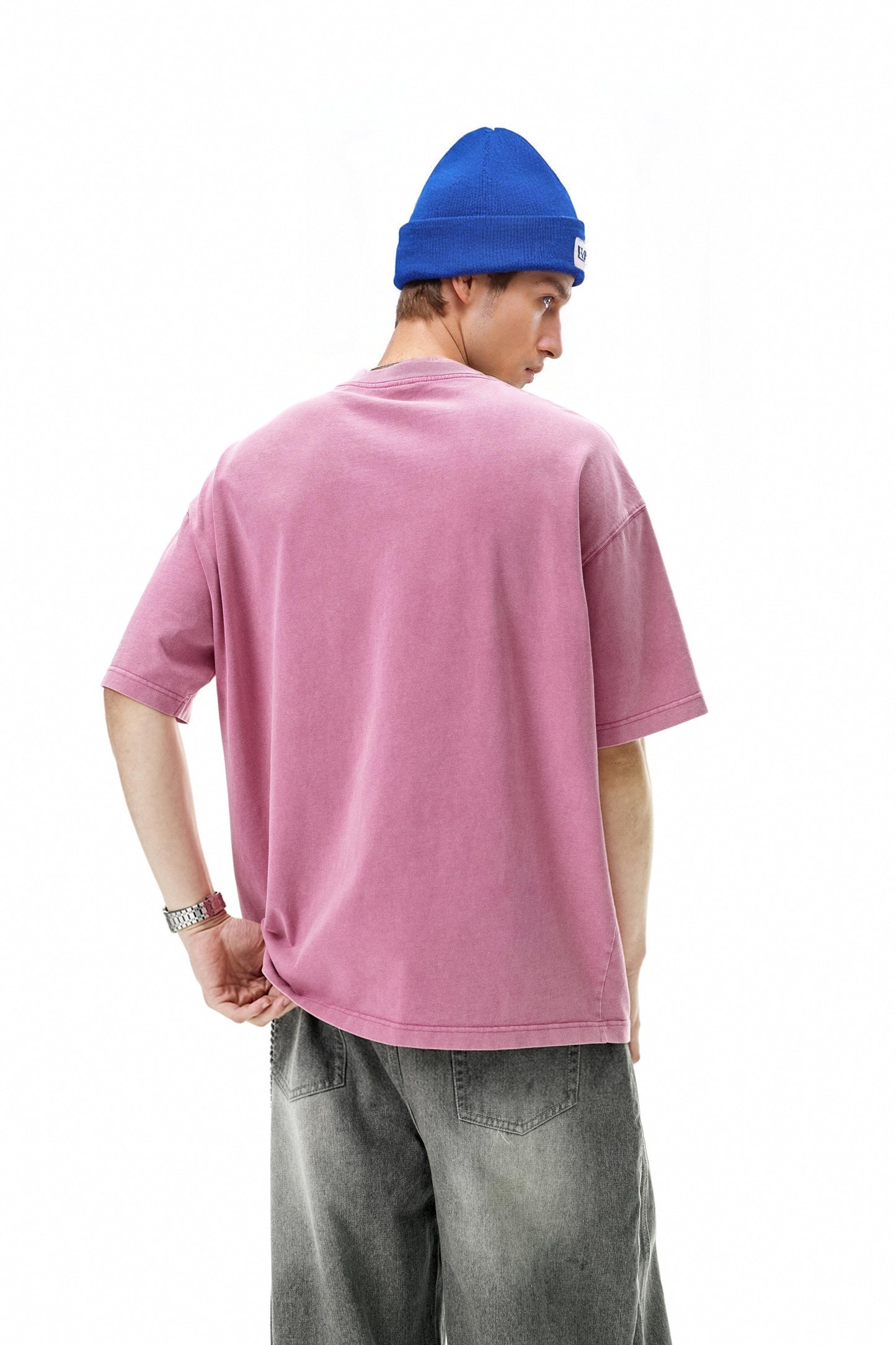 Ola fan Heavy Cotton Oversize Washed T-Shirt on male model