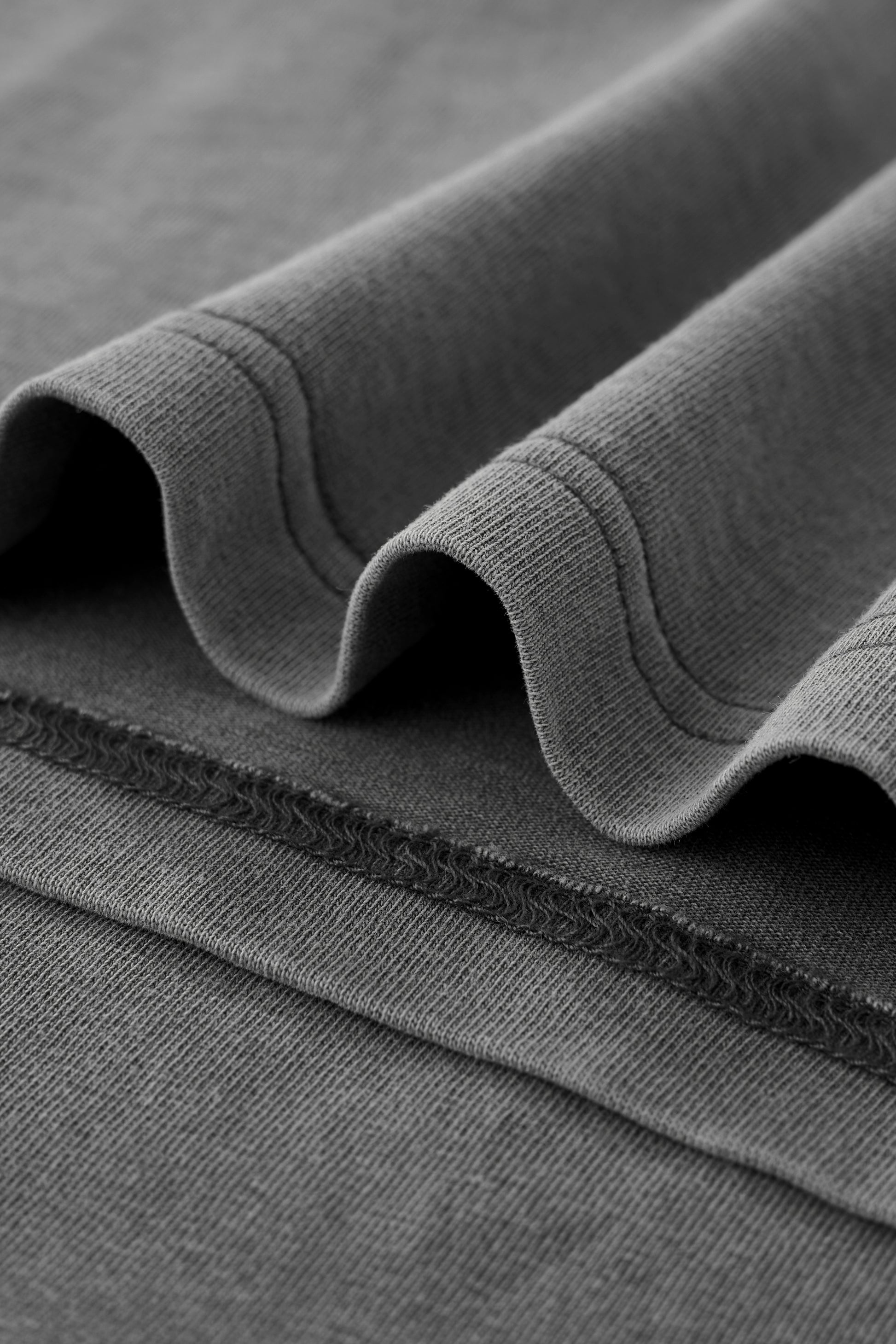 Ola fan Heavy Cotton Oversize Washed T-Shirt material detail close shot