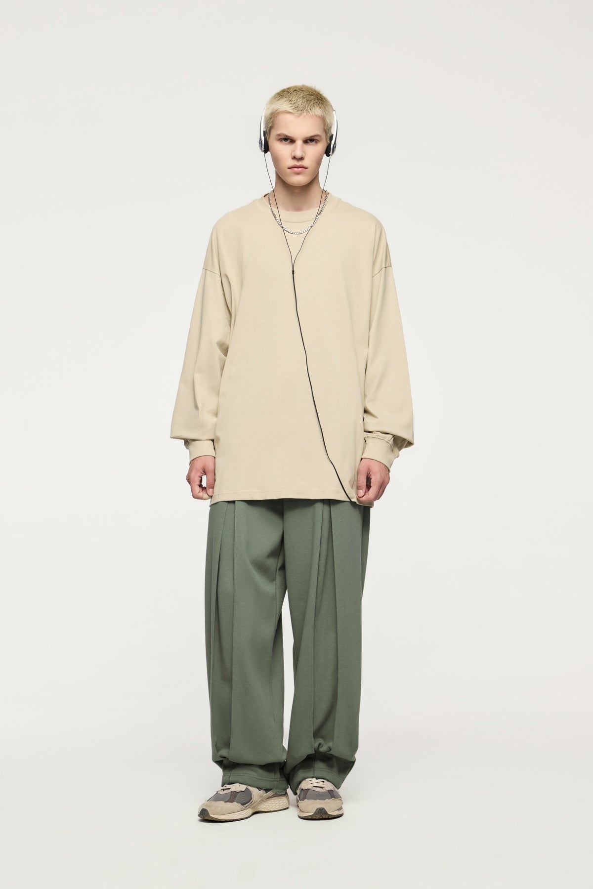 Trendy Unisex Twill Pleated Textured Trousers