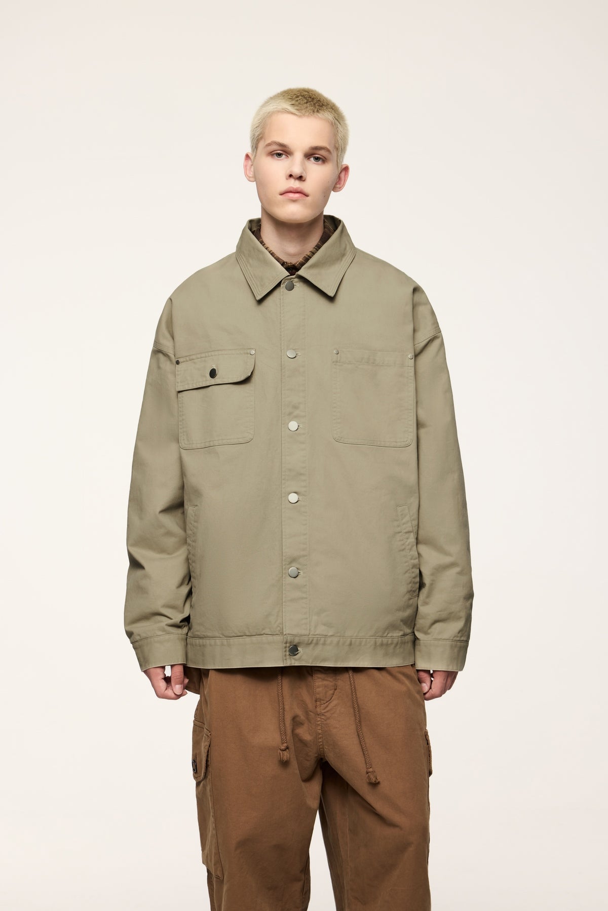 Unisex Minimalist Oversized Cargo Jacket with Front Pockets khaki