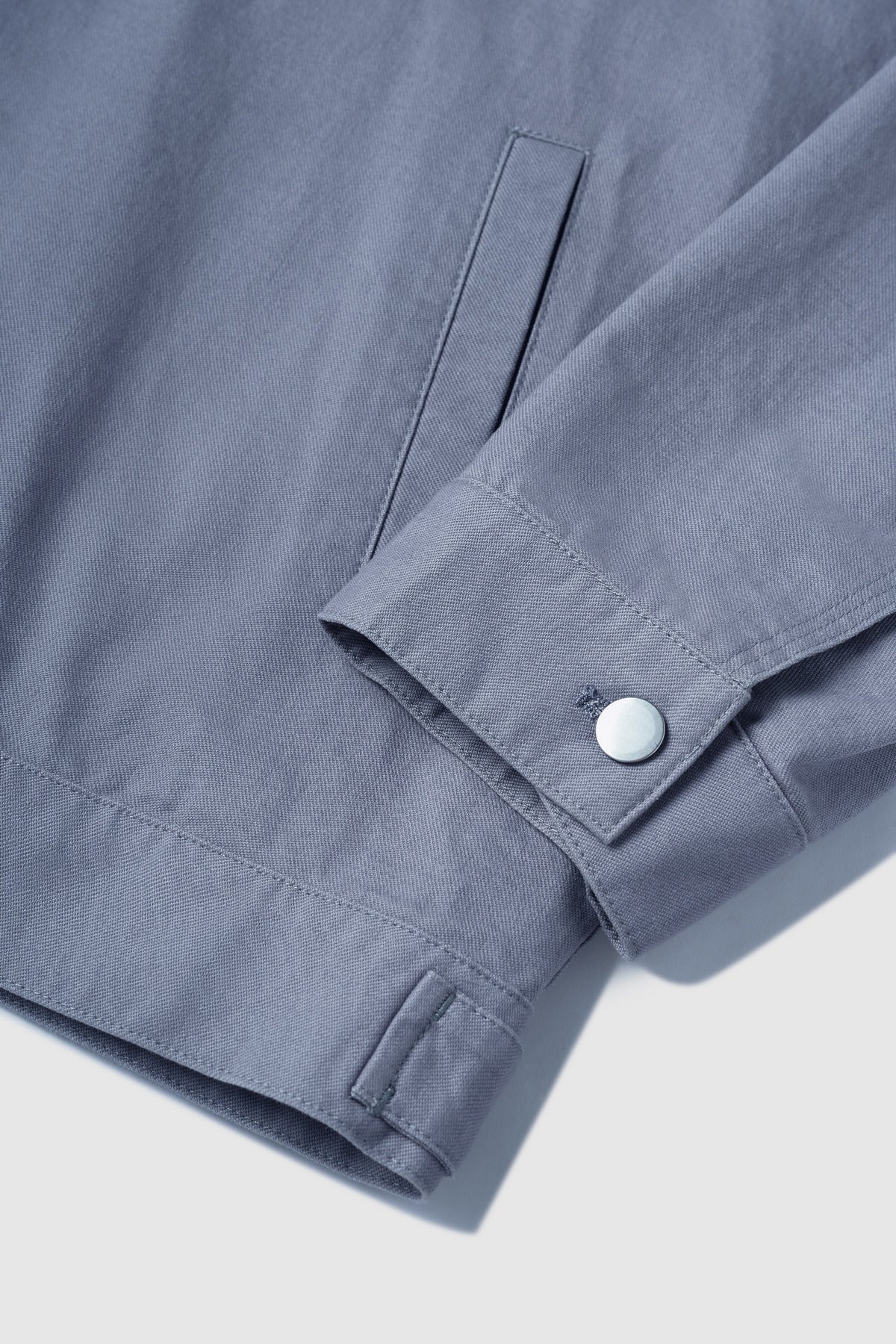 Unisex Minimalist Oversized Cargo Jacket with Front Pockets